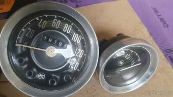 Budíky škoda spartak - 2