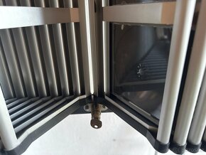 Stojan na 246 CD - 2