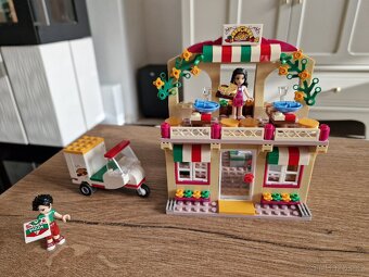 Lego Friends pizzerie - 2