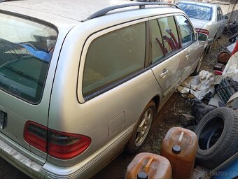 Mercedes S210 270cdi - dily - 2