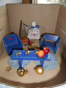 NÁBYTEK PRO PANENKY + STROMEČEK - RETRO VÁNOČNÍ SET 1 - 2