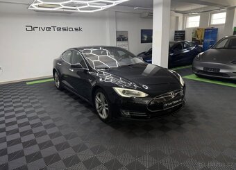 Tesla Model S Free supercharging 85D - 2