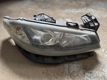 Renault Laguna 2 přední světlomety - 2