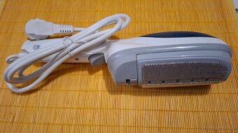 Vertikální napařovací žehlička - 2