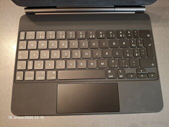 Apple Magic Keyboard CZ klávesnice pro iPad Air  11" 2025. - 2