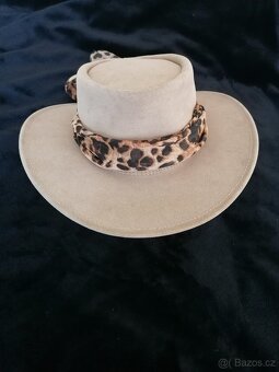 Westernový klobouk - 2
