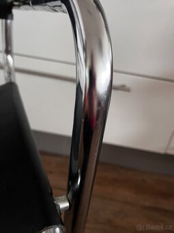 Retro kancelarska zidle - 2