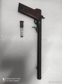 Pistol - špuntovka - 2