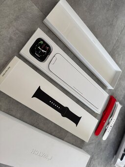 Apple Watch 4 44 mm - 2