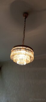 Křišťálový lustr a lampa - 2