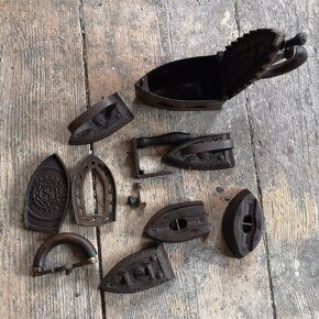 Staré žehličky - 2