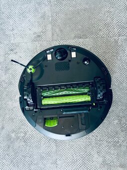 iRobot Roomba j7+ Combo - 2
