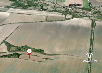 Pole 7 413 m² - 2