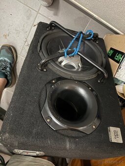 Prodám zesilovač + subwoofer - 2