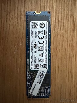 2x NVMe disky 256gb - 2