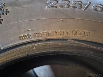 Zimni Pneu 235/65/17 - 2