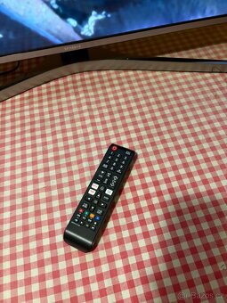4K Smart Televize Samsung UE49KU6452 - 123 cm-Wifi - 2