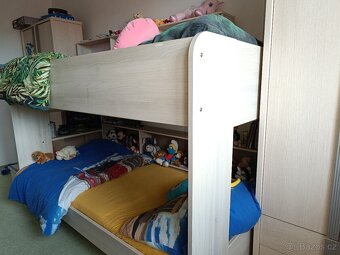 Patrová postel - 2