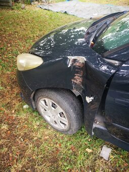 Peugeot 206 plus, havarovaný - 2