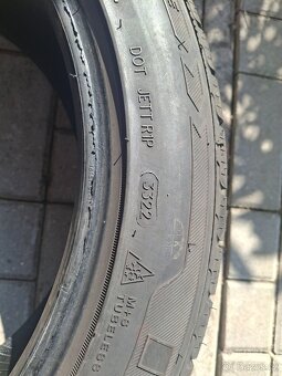 Zimní pneumatiky 235/45 R18 - 2