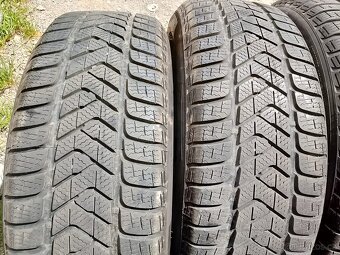 215/55/18 95h Pirelli - zimní pneu 4ks - 2