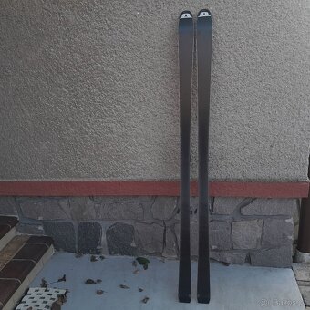 Sjezdové lyže ATOMIC. - 2