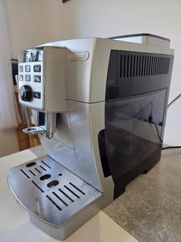 DeLonghi kávovar - 2