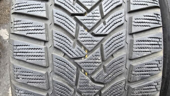 Zimní pneu 245/45/18 Dunlop - 2
