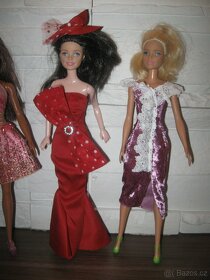 sametové nebo dlouhé elegantní šaty na Barbie - 2