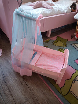Postylka Baby Annabell s nebesy, svetly a hudbou - 2
