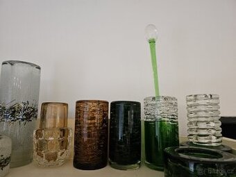 Sbírám STARÉ VÁZY, RETRO VÁZIČKY, HUTNÍ SKLO, FIGURKY - 2