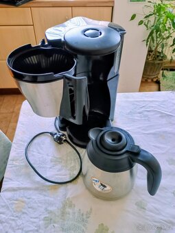 Kávovar PHILIPS s termokonvicí za 200,- Kč - 2