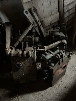 Prodám originál kompletní hydrauliku na ZETOR25 - 2