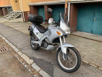 Aprilia Pegaso 650 Cube - 2