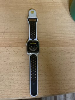 Apple Watch series 7 Nike+ - 2