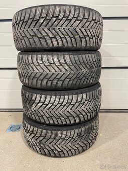 225/40 R 18 pneumatiky - 2