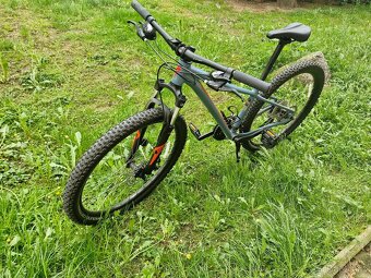 Horské kolo Specialized - 2