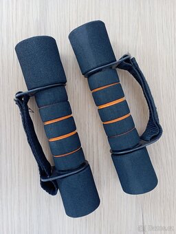 1kg fitness činky - 2