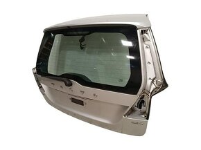 Páté dveře stříbrná metalíza 426 silver Volvo V70 kombi 2010 - 2