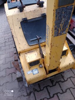 Vibrační deska bomag - 2