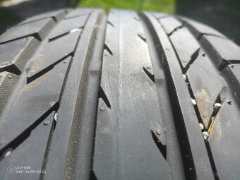 Pneu YOKOHAMA BluEarth E70 225/60 R17 99H letní - 2