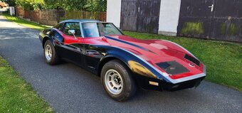 Prodám CHEVROLET CORVETTE C3 Stingray 1974 MANUAL - 2