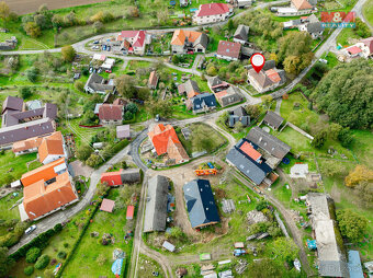 Prodej zemědělské usedlosti v Rovečném - 2