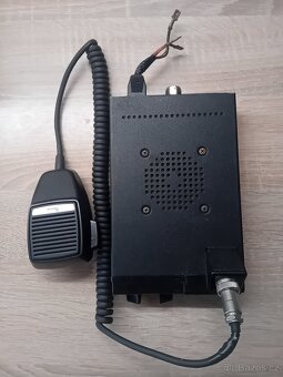 Auto vysílačka MAXON - 2