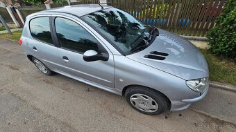 Peugeot 206 1.4 55kW benzin - 2