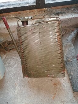 Ruční hasicí pumpa - 2
