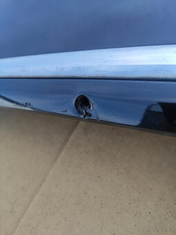 DVEŘE LEVÉ PŘEDNÍ - VW PASSAT B7 combi - 2