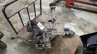 VW T4 2,4 nebo 1,9 - převodovka EVY - 2