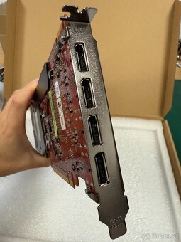 AMD FirePro W7000 - 2