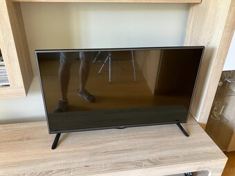 Televize 42" Full HD LG 42LB550V - 2